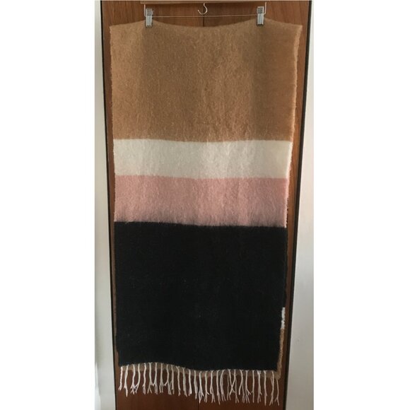 Banana Republic Colorblock Fuzzy Oversized Blanket Scarf - Picture 2 of 6